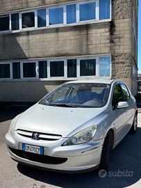 PEUGEOT 307 1.6 BENZINA/GPL 5 PORTE - 2004