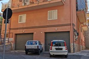 Locale in Via Giacomo Puccini 16, Marineo