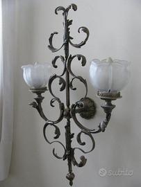 Applique da Parete in Metallo e Vetro Smerigliato