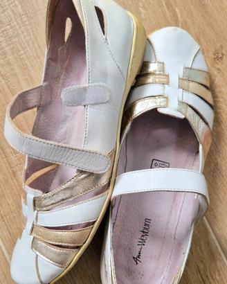 Scarpe ballerine vera pelle, usate. 