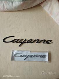 Scritta portellone posteriore Porsche Cayenne