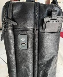 Trolley Piquadro Business in pelle 2 ruote