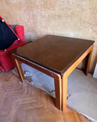 Tavolino in legno