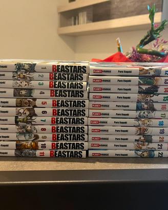 22 VOLUMI BEASTARS
