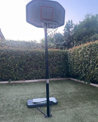 canestro da basket per giardino