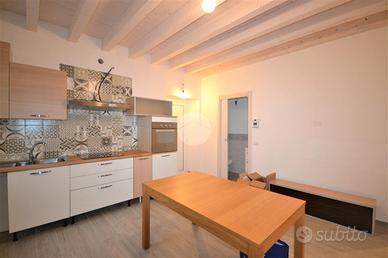 CASA SEMINDIPENDENTE A SEDRIANO