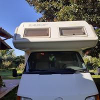 Camper mansardato