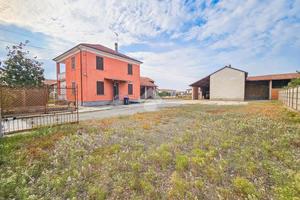 CASA INDIPENDENTE A BOSCO MARENGO
