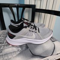Nike Quest 4 mis. 44 corsa