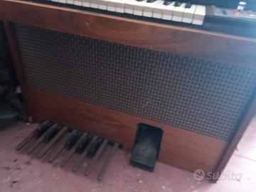 organo Farfisa Parter 14