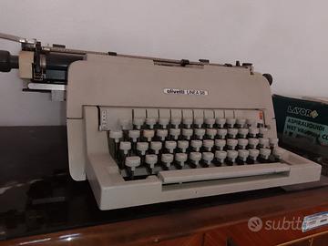 macchina da scrivere 