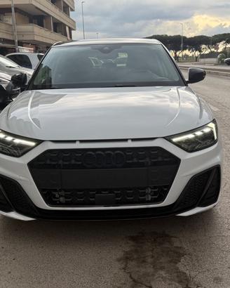 Audi A1 SPB 30 TFSI S line edition LED NAVI KAMERA