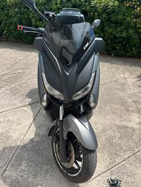 Xmax 400