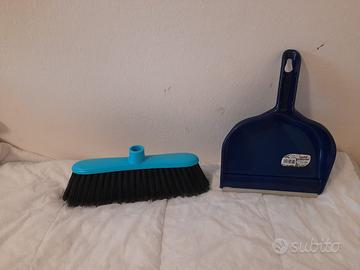 Scopa e paletta con gomma nuovi