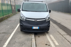 Opel Vivaro bi turbo 1600 ad Blue 2018