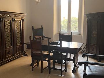 Arredamento stile 500 fiorentino