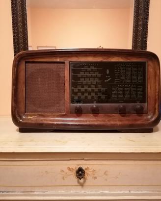 VINTAGE RADIO 
