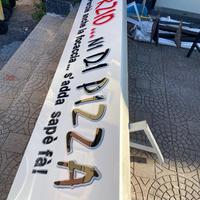 Insegna luminosa