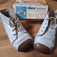 Scarpine vintage Chicco " Gattona"
