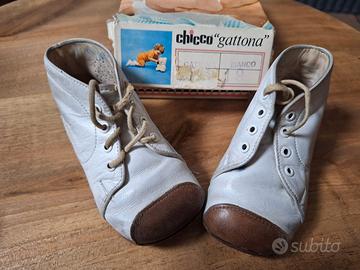 Scarpine vintage Chicco " Gattona"