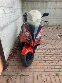 Kymco downtown 300i 2009