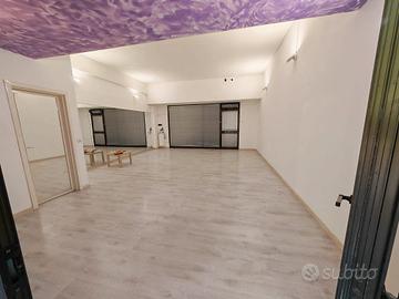 negozio 50 mq Pesaro 