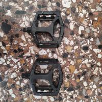 Pedali gravel/mtb