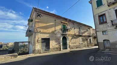 5 LOCALI A CORIGLIANO-ROSSANO