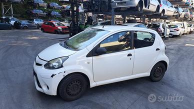 TOYOTA AYGO 2012 SOLO PER RICAMBI