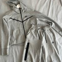 Tuta tech Nike donna