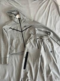 Tuta tech Nike donna