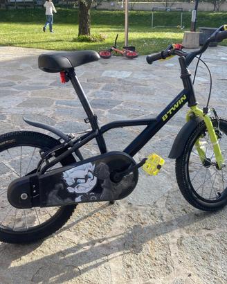 Bicicletta B’Twin dark hero 500