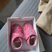 giubini e scarpe  bimba