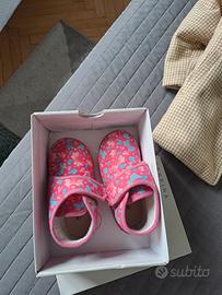 giubini e scarpe  bimba