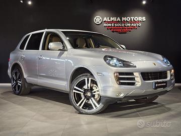 PORSCHE Cayenne S