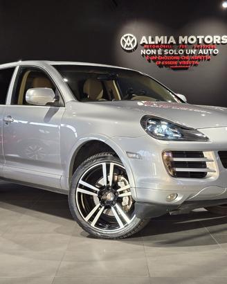 PORSCHE Cayenne S