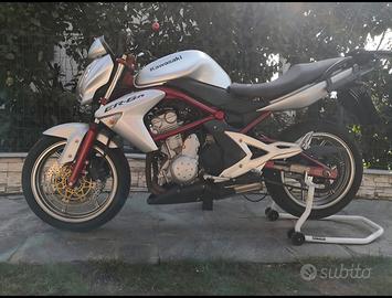 kawasaki er6n