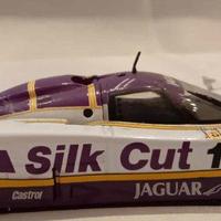 1/43 IXO Le Mans no F1 Jaguar XJR 12 cilindri