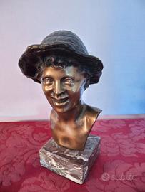 Busto Scugnizzo in Bronzo con Cappello – Scultura 