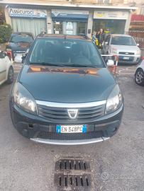 Dacia Sandero stepway 1.6 Benzina Gpl