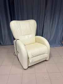 Poltrona in pelle con massaggio