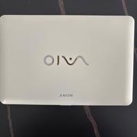 Computer portatile bianco