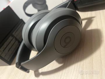 Beats Studio 3 Wireless by dr.dre grigio