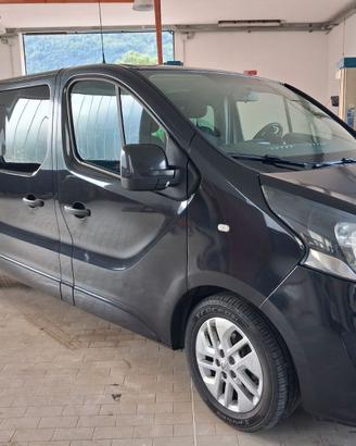 Opel Vivaro 2016 253 000