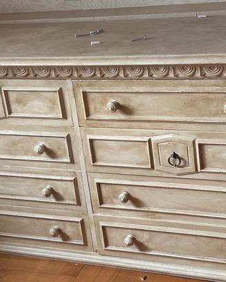 Cassettiera Classica in Legno