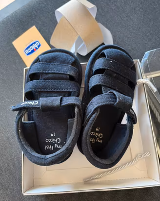 Sandali chicco neonato
