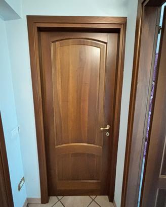 6 porte in legno