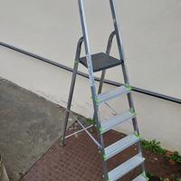 Scala leggera 6 gradini in alluminio