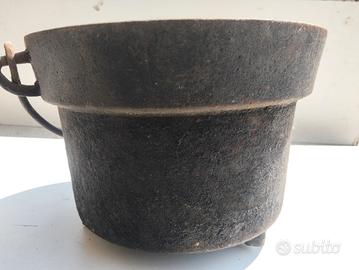 pentola in ghisa 
