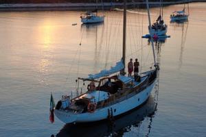 Barca d'epoca unica di JL Giles